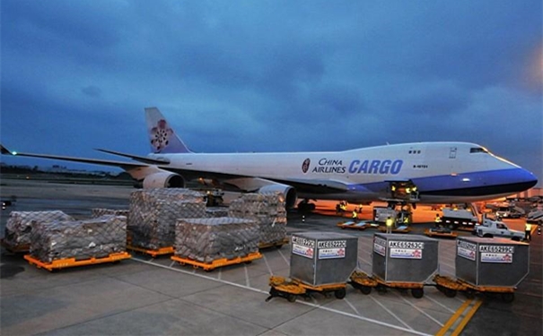 上?？者\進口報關公司告訴你關于空運的時間