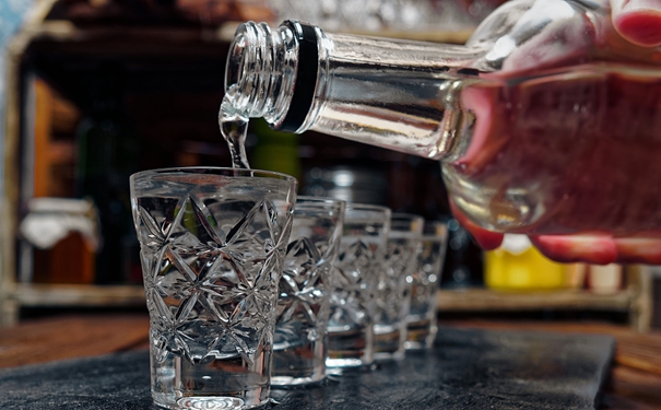 伏特加酒進口報關所需資料有哪些?進口酒類資料